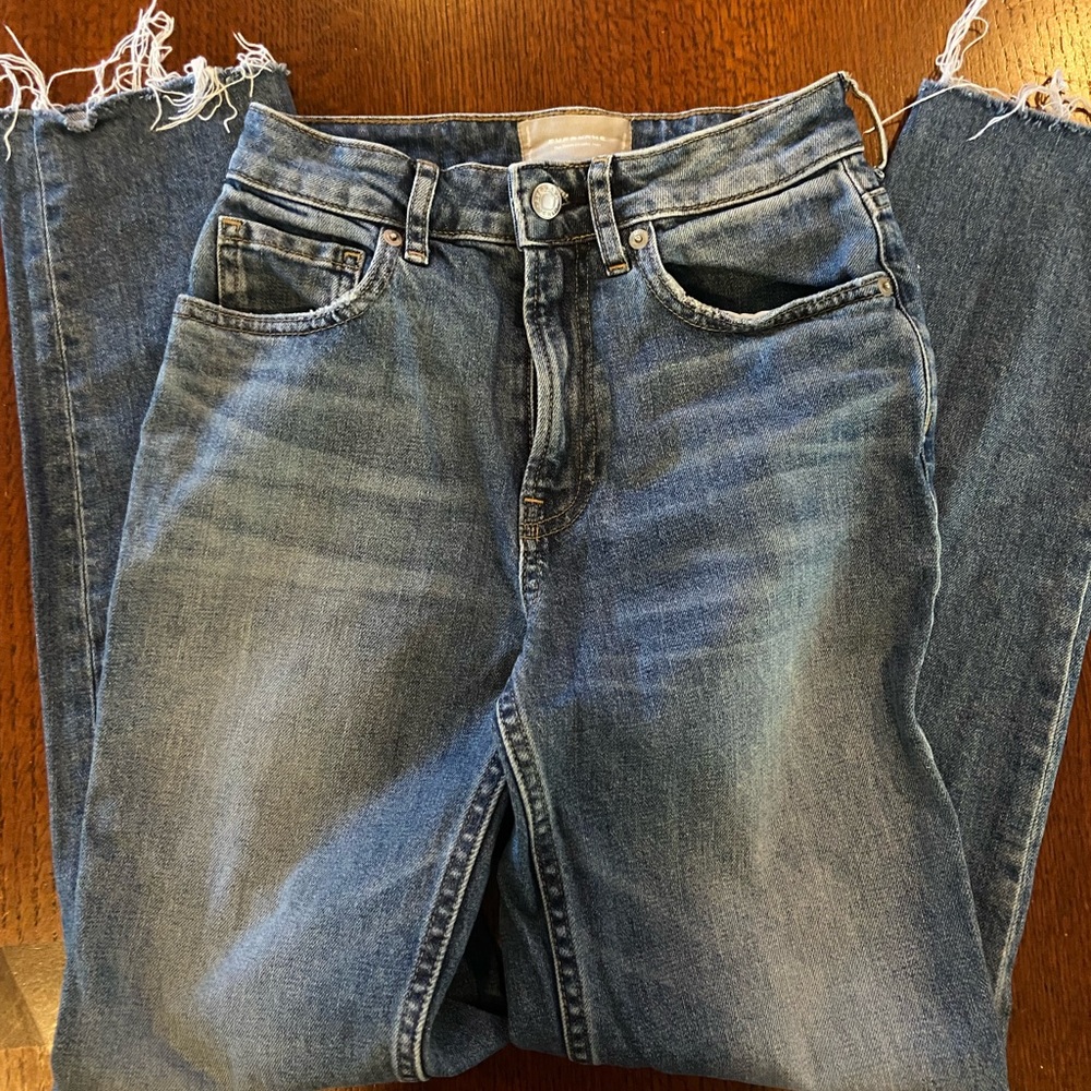 COPY - Everlane curvy cheeky jean